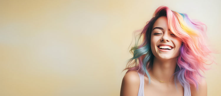 Cheveux colorés