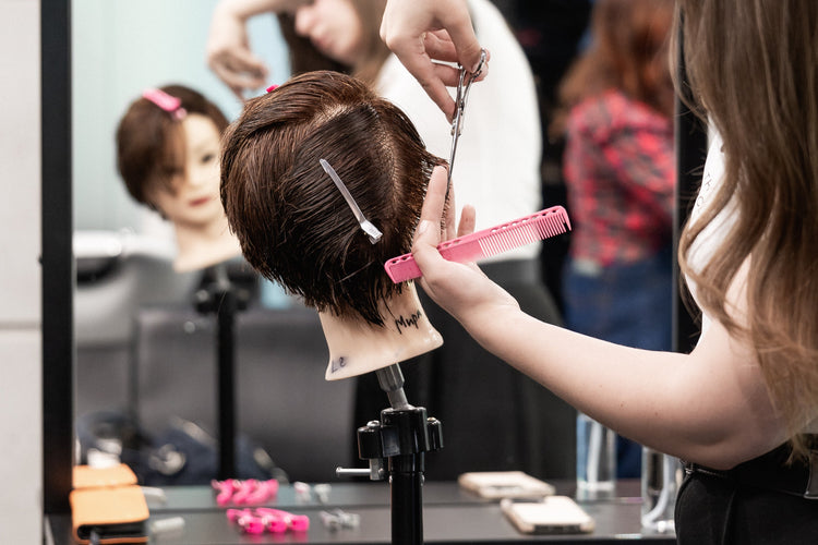 Programmes d'études en coiffure